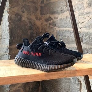 Adidas Yeezy Boost 350 V2 Core Black Red (worn)